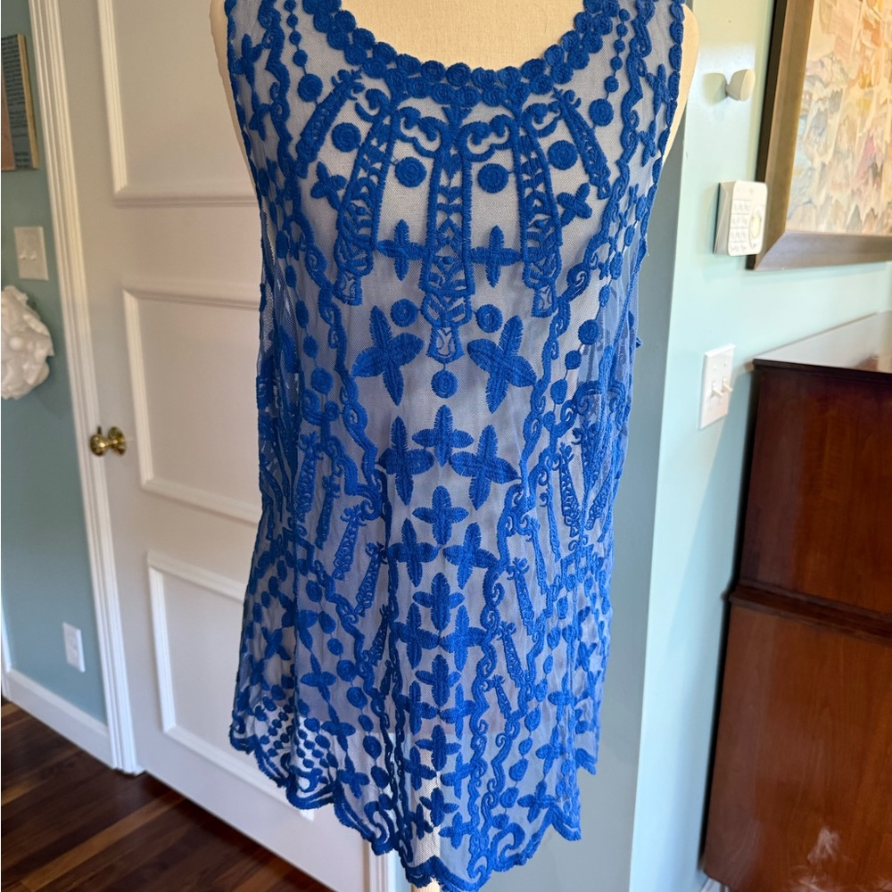 Laundry by Shelly Segal Blue Embroidered Sleeveless Sheer Top